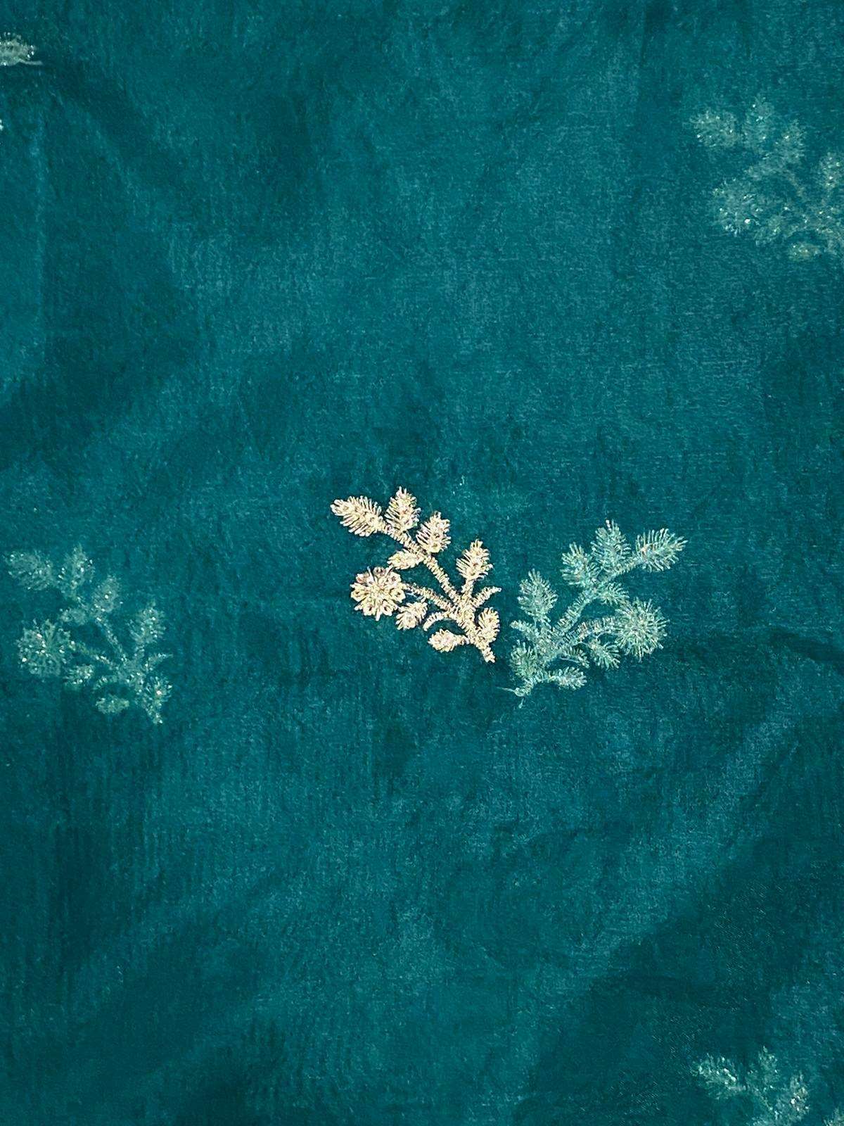 Emerald Raiment Gharara Golden Tilla English Green Gharara Set - bf-discount-50 embroidery gharara green jaquard tilla Winter '23 PK Collection