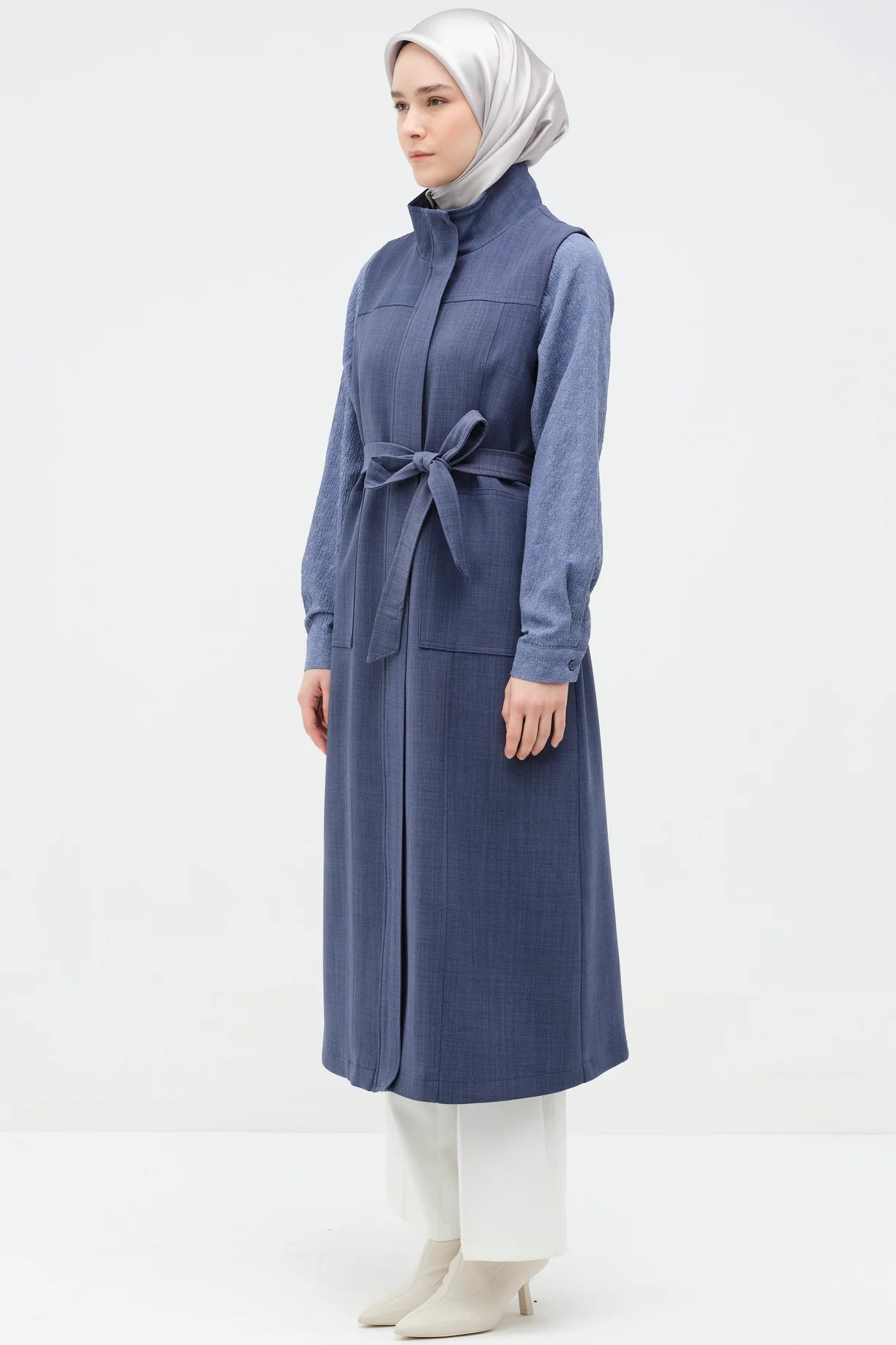 Belted Vest with Zipper Pocket