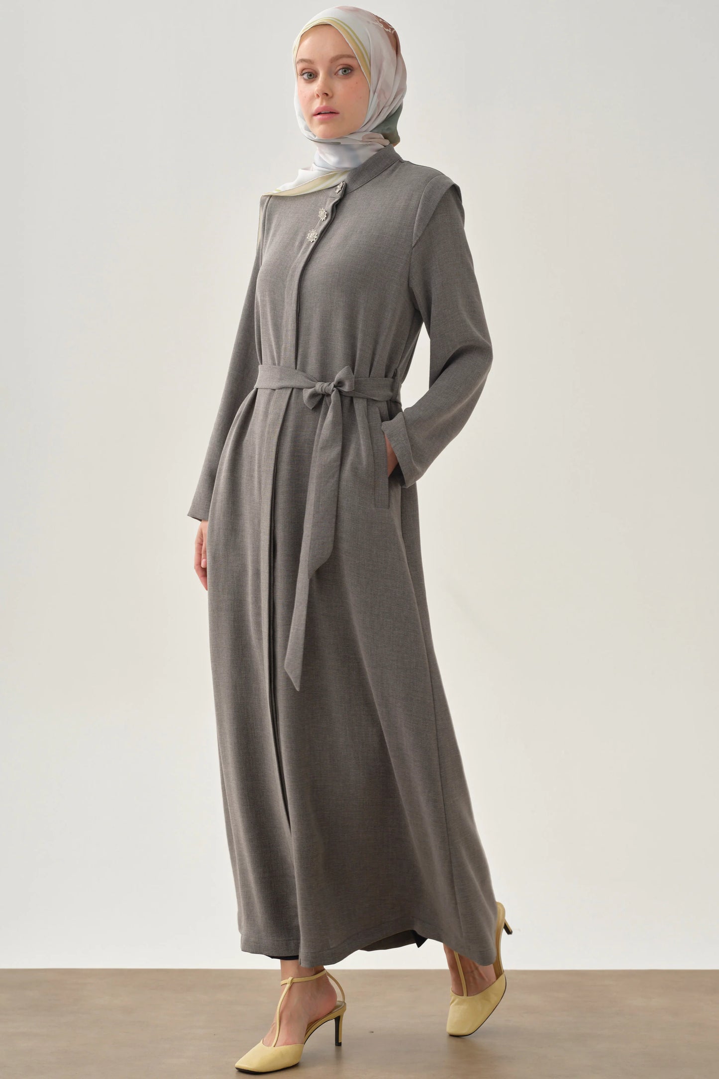 Belted Abaya with Shoulder Allergy