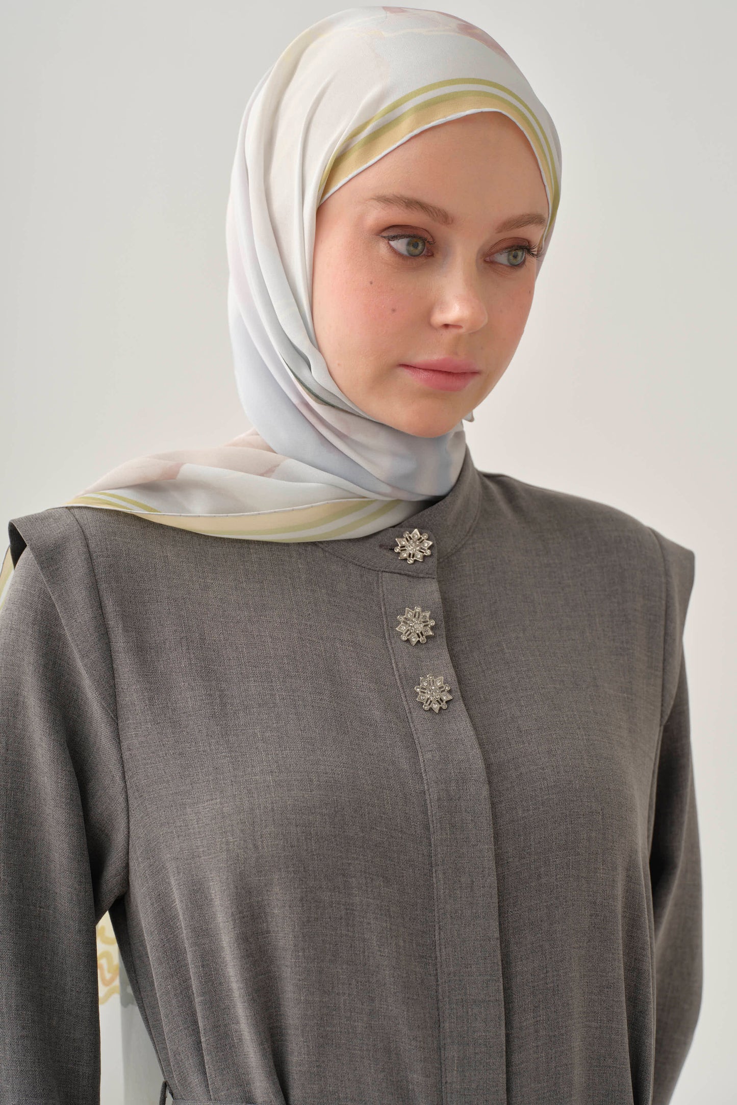 Belted Abaya with Shoulder Allergy